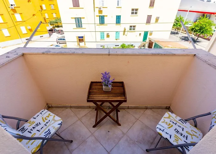 Vale With Balcony * Задар