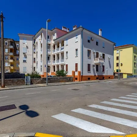 Appartement Vale With Balcony *