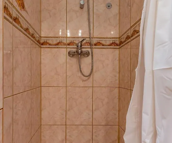 Апартаменти Vale With Balcony *